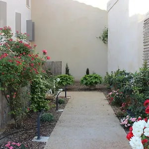 Entre Les Sorgues Ardoise Apartment LʼIsle-sur-la-Sorgue